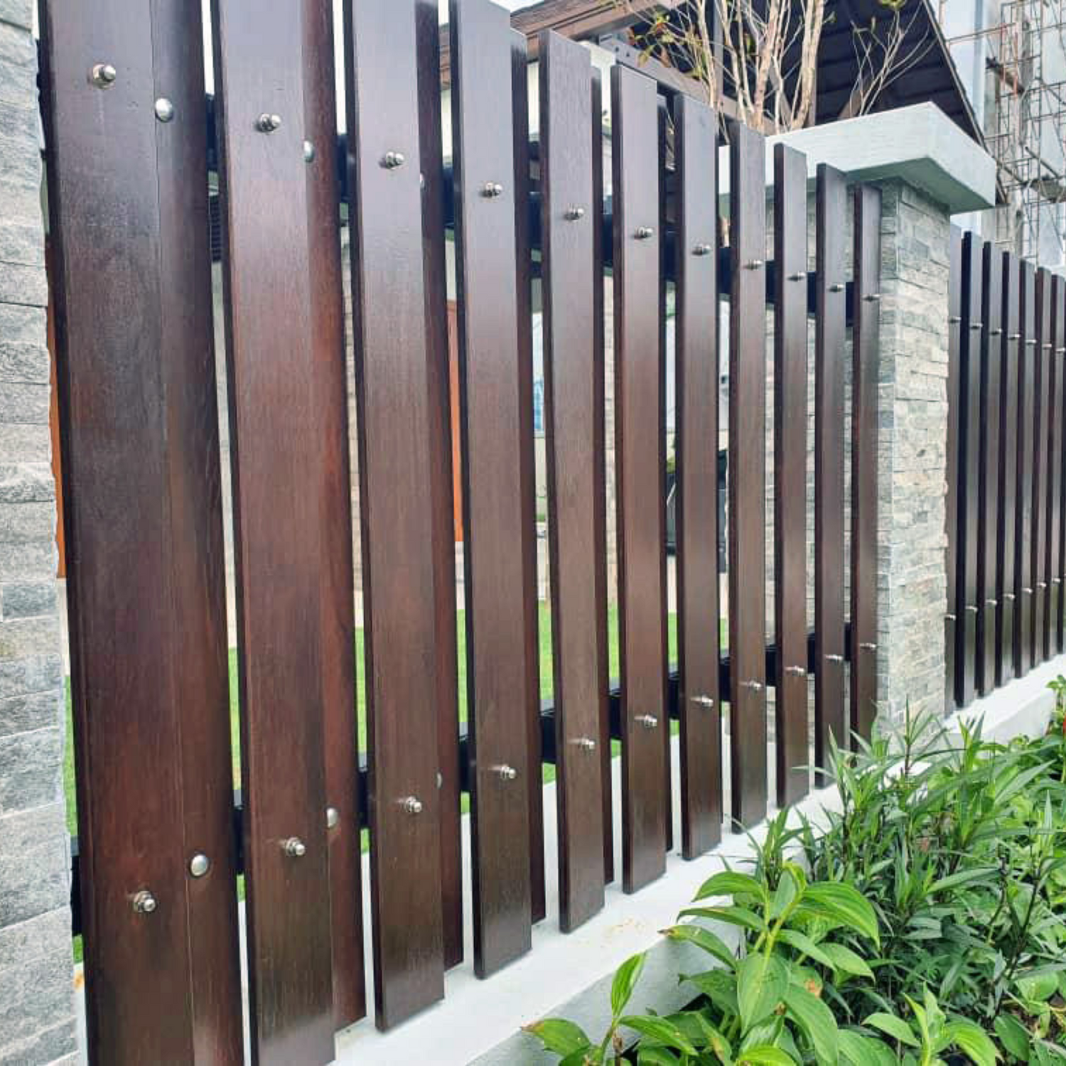 Chengal Wood - Wooden Fencing