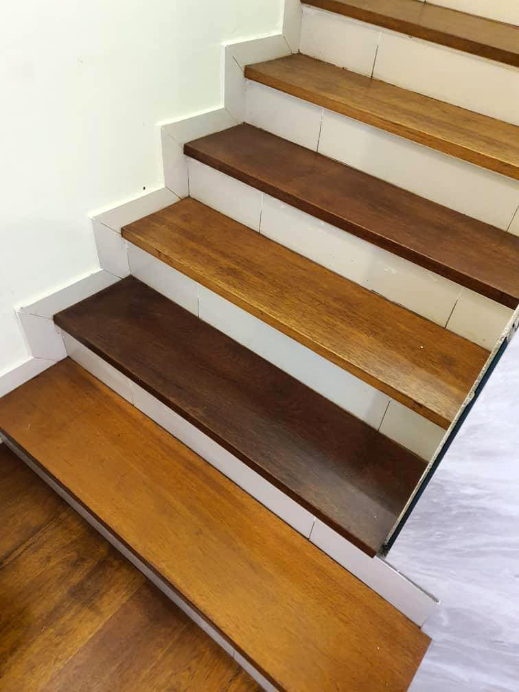 Merbau Wood - Mixed Colour Staircase 